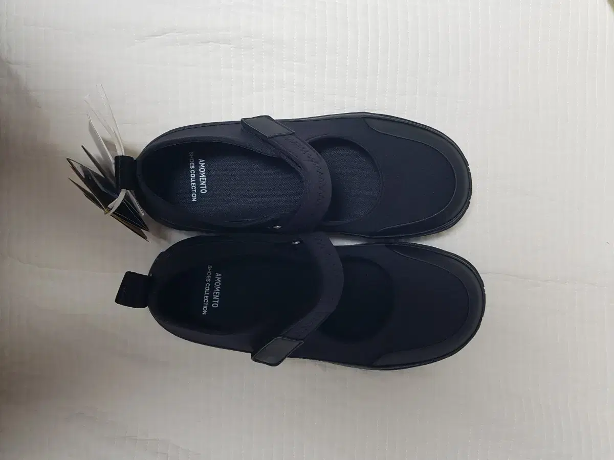 AMOMENTO | 아모멘토 Amomento Vibram Mary Jane Black 5 on